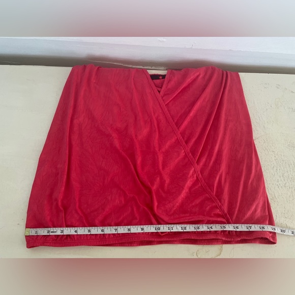 3/25 Hot Coral Pink MXM Tie Neck Halter Top - Picture 5 of 11